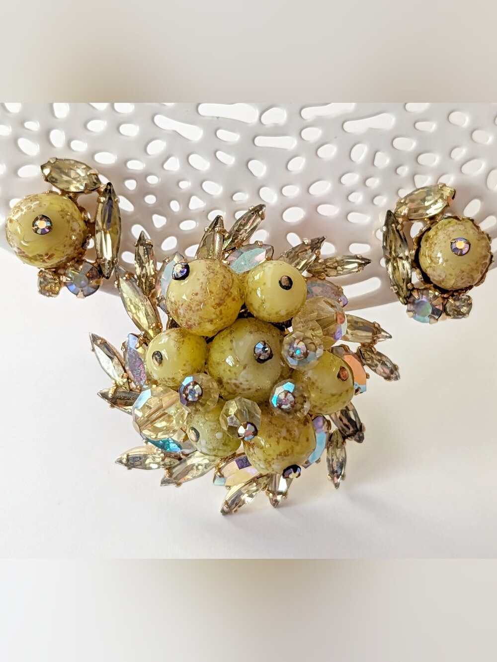 VTG Marcel Boucher Le Couturier/Avon of Belleville Rhinestone Brooch & Earrings